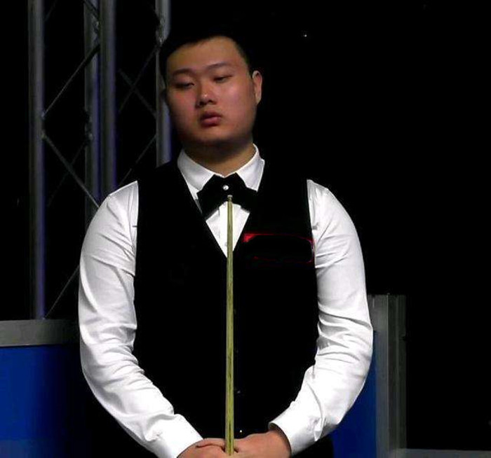 更增添了一 更增添了一