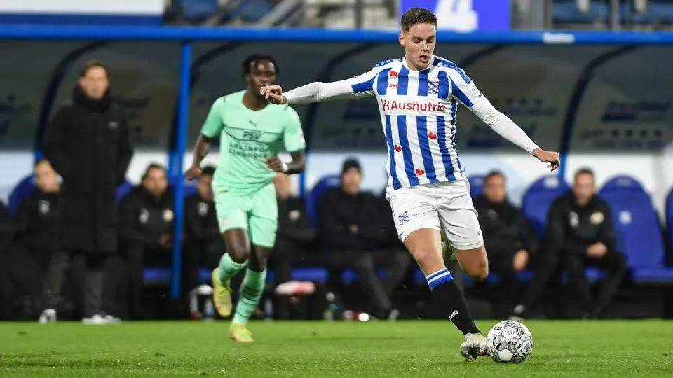 赛中表现稳 赛中表现稳