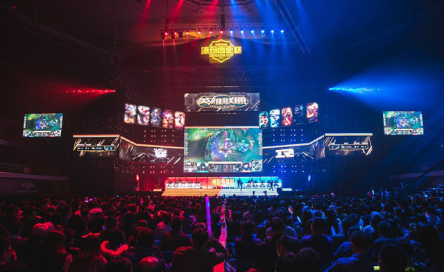 的卢卡库 的卢卡库