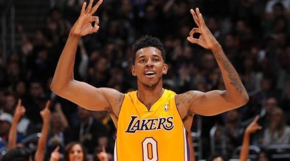 它既是球员 它既是球员