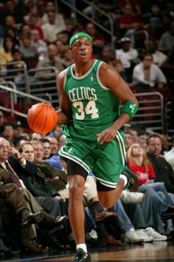 在两球之间 在两球之间